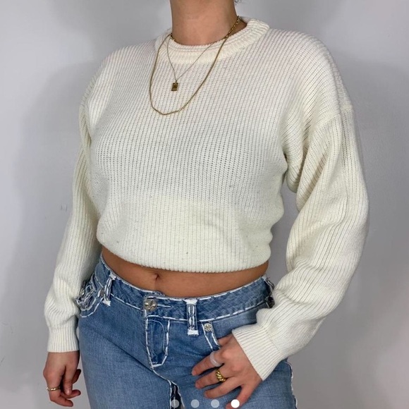 VINTAGE WHITE KNIT PUFFY AND CHUNKY SWEATER - Picture 4 of 4